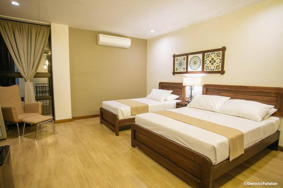 Casa Rubin Hotel Dumaguete City Exterior foto