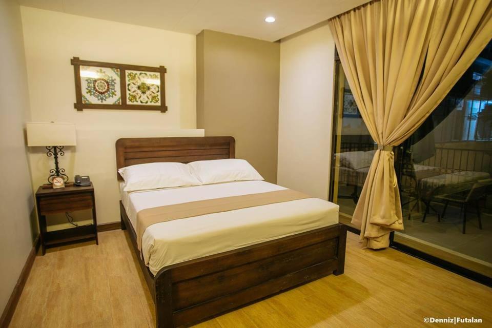 Casa Rubin Hotel Dumaguete City Exterior foto